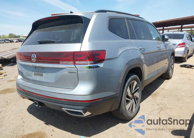 1V2HR2CA2RC568429: 42371188