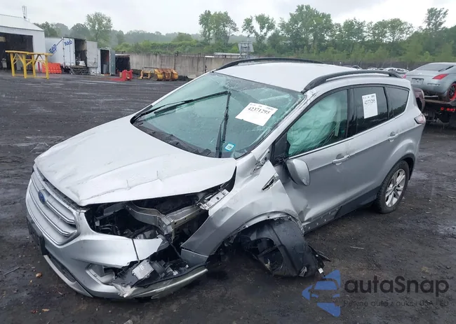 1FMCU9GD0HUA86621: 42371295