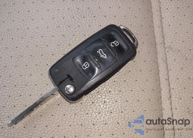 3VWDP7AJ4DM447010: 42371303