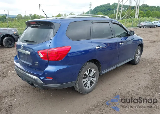 5N1DR2MM1JC621095: 42371403