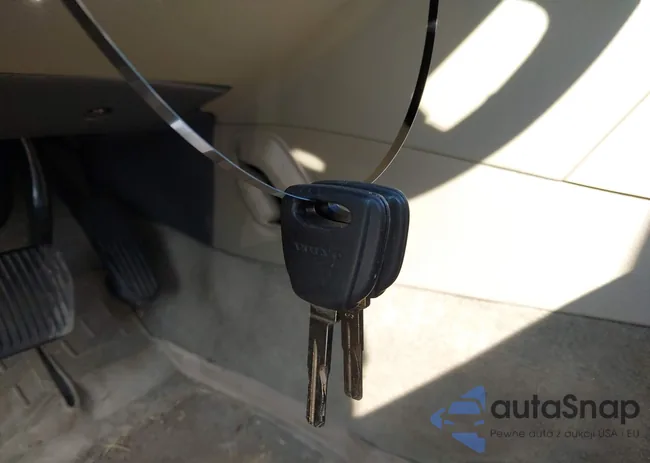 YV1SZ59H841124791: 42371482