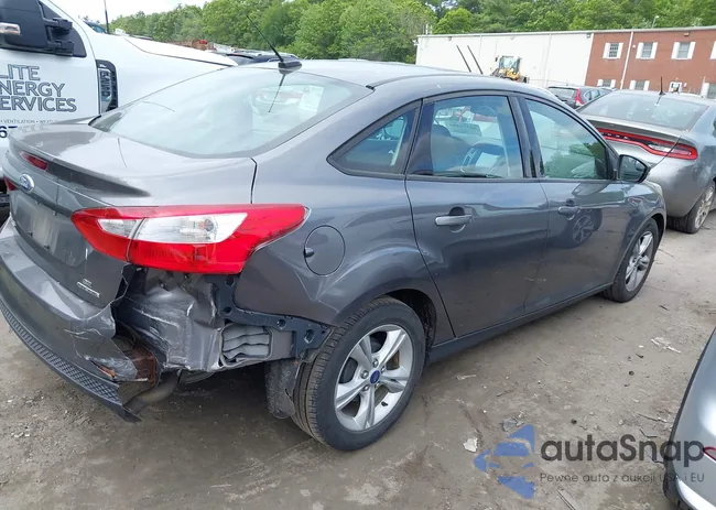 1FADP3F21DL348326: 42371485