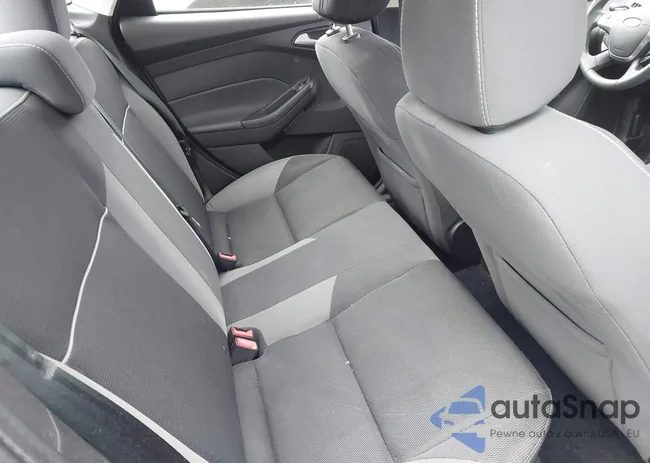 1FADP3F21DL348326: 42371485