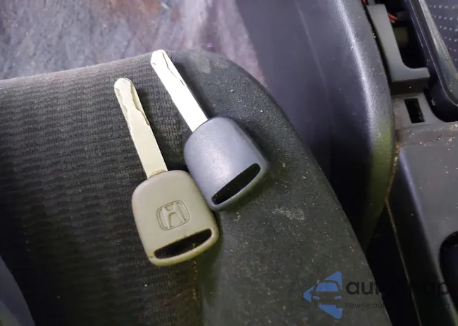 1HGCM56115A168201: 42371610