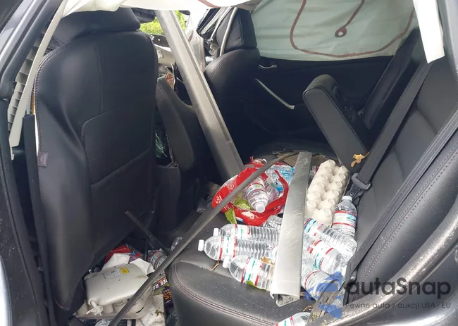 JM3KE4DY2G0763768: 42371639