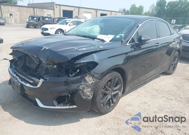 3FA6P0CD8KR181748: 42370740