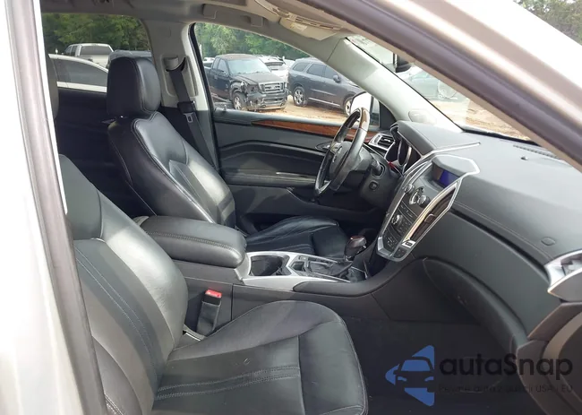 3GYFNAE34CS645083: 42370778