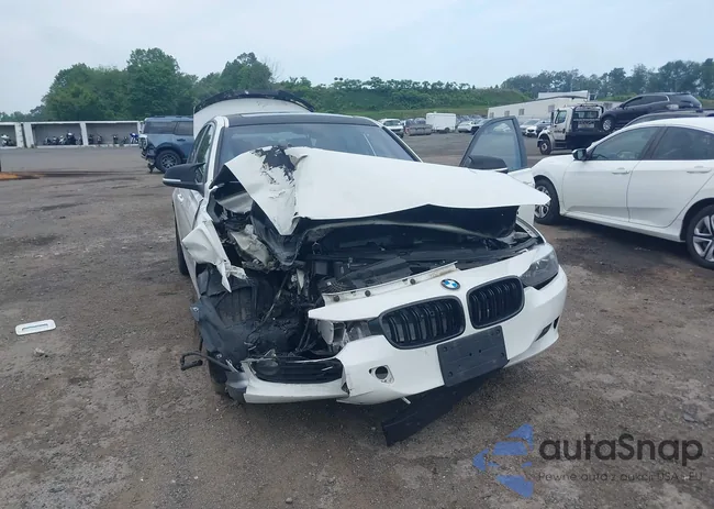 WBA3B3G59FNR89127: 42371020