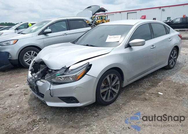 1N4AL3APXGC268612: 42371031