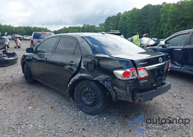 2T1BU4EE2DC010453: 42371070