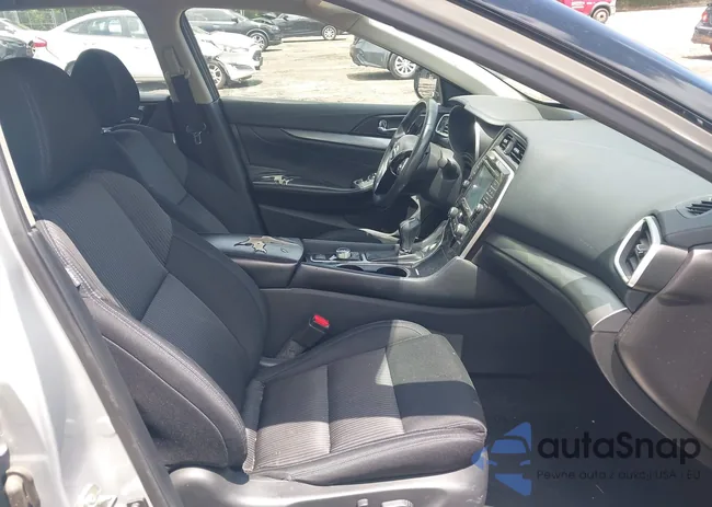 1N4AA6AP2HC411321: 42372273