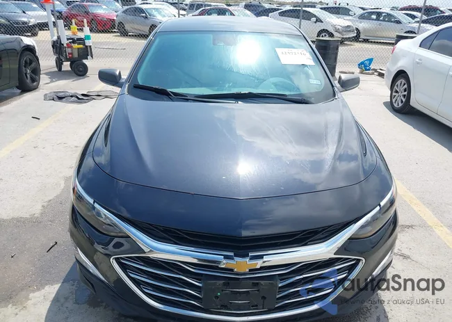 1G1ZB5ST9PF244123: 42372316