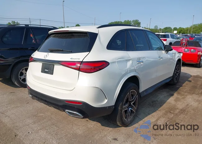 W1NKM4HB4PU029104: 42372397