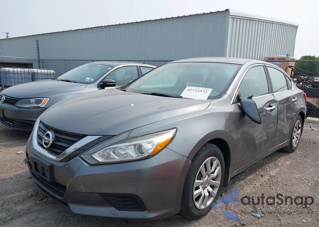 1N4AL3AP5GC223755: 42372572