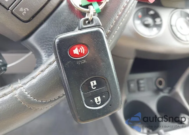 JTMBF31V995011176: 42371796