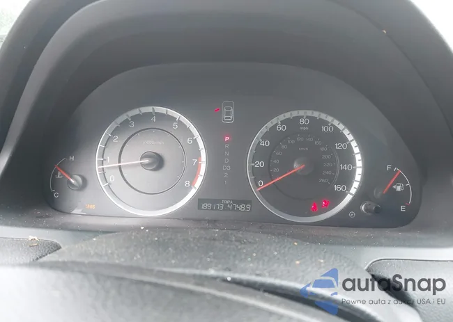 1HGCP3F82BA028596: 42371882