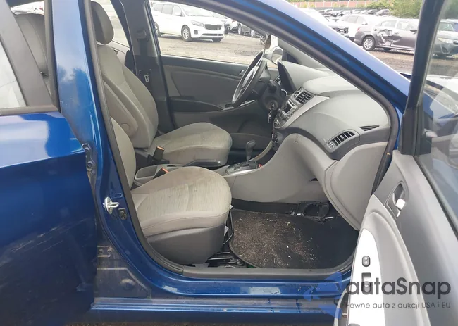 KMHCT4AE5HU173843: 42372012