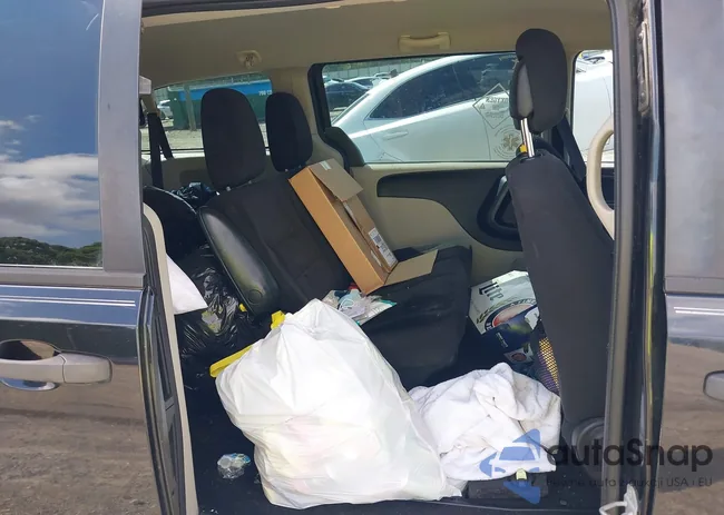 2C4RDGBG8ER193669: 42373151