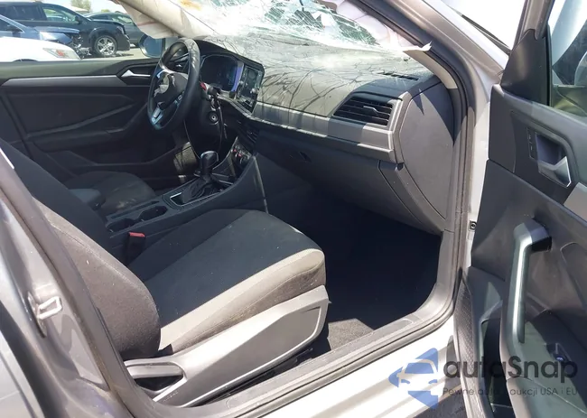 3VWC57BU0KM208044: 42373582