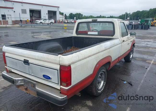 1FTCR10A1KUB21990: 42373669