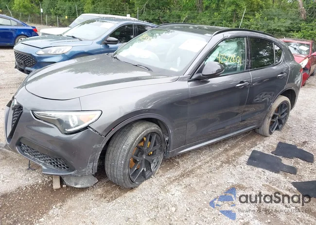 ZASPAKBN8M7D02401: 42372801