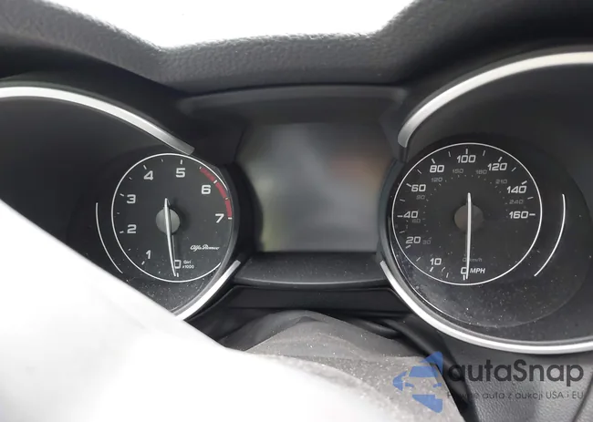 ZASPAKBN8M7D02401: 42372801