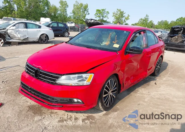 3VWB17AJXGM384072: 42372913