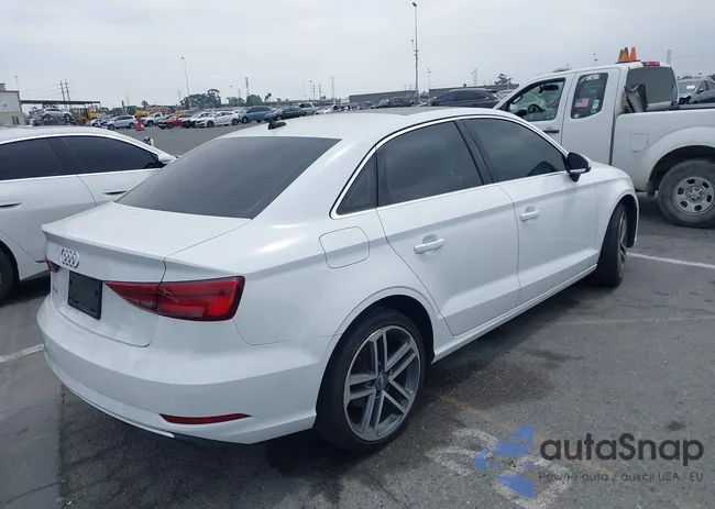 WAUAUGFFXK1010011: 42372917