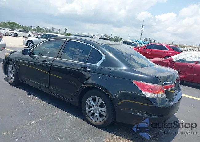 1HGCP2F65BA137448: 42372933