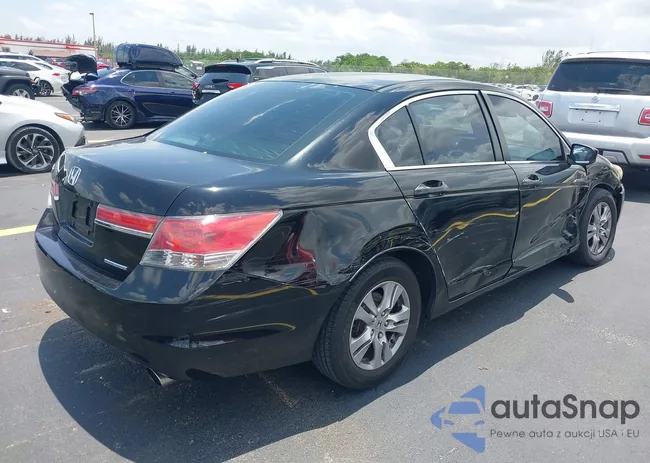 1HGCP2F65BA137448: 42372933