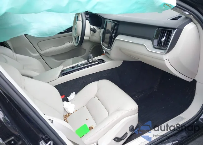 YV4L12WY5P2105714: 42372970