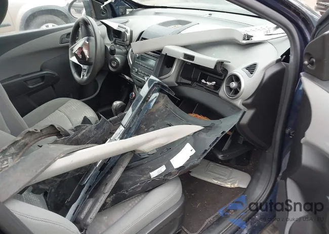 1G1JA5SH8F4164897: 42374297