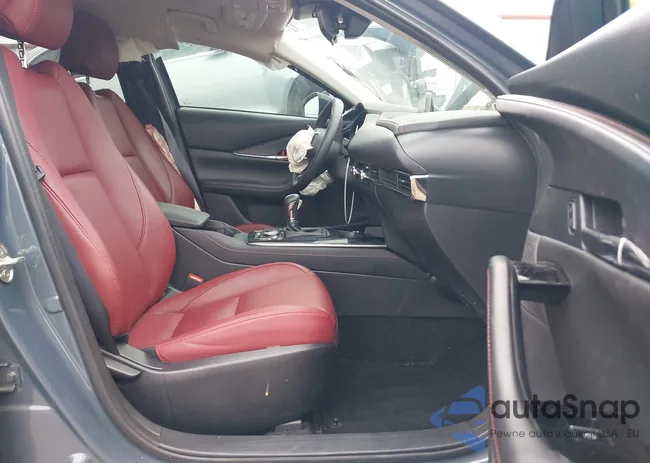 3MVDMBCM3RM641653: 42374613