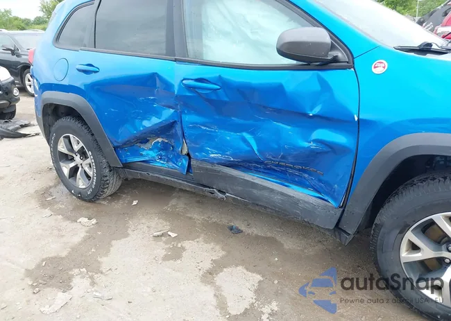 1C4PJMBS2HW612792: 42373828