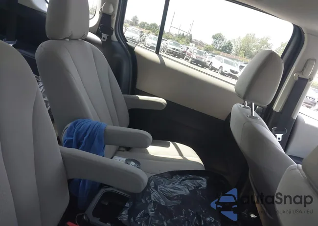 JM1CW2CL1D0150542: 42373900