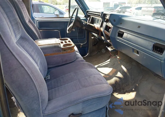 1FTHX25L8FKA37064: 42373947