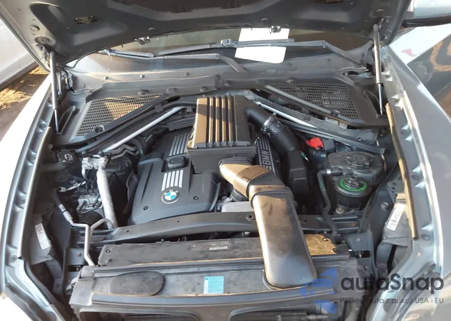 5UXFE43538L032508: 42374040