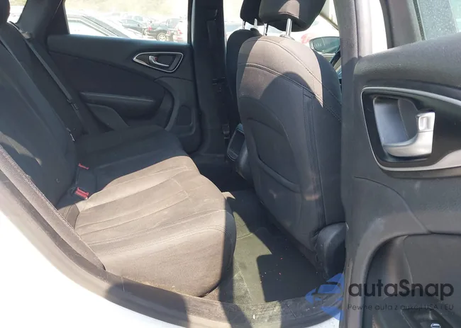 1C3CCCAB3GN131981: 42375357