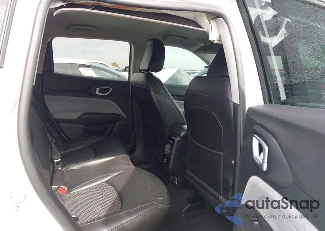 3C4NJDBB6NT115950: 42374796