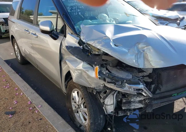 KNDNB4H33N6127691: 42374842