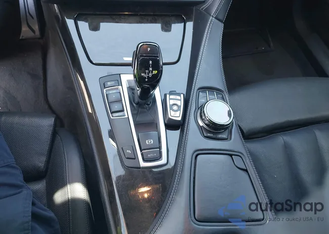 WBA6D0C56JG852932: 42374884