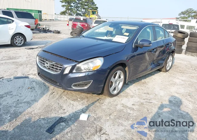 YV1612FS6D1214240: 42376065