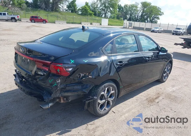 3KPF24AD6ME287337: 42376196