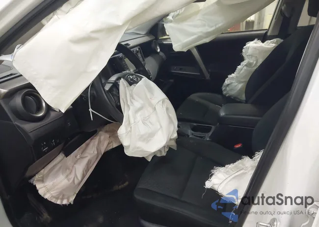 JTMBFREV7JJ207951: 42376282