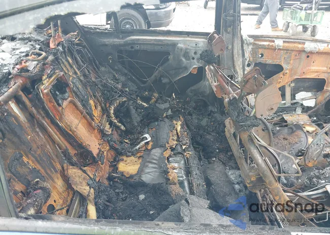 JF1VA2R61K9829489: 42376314