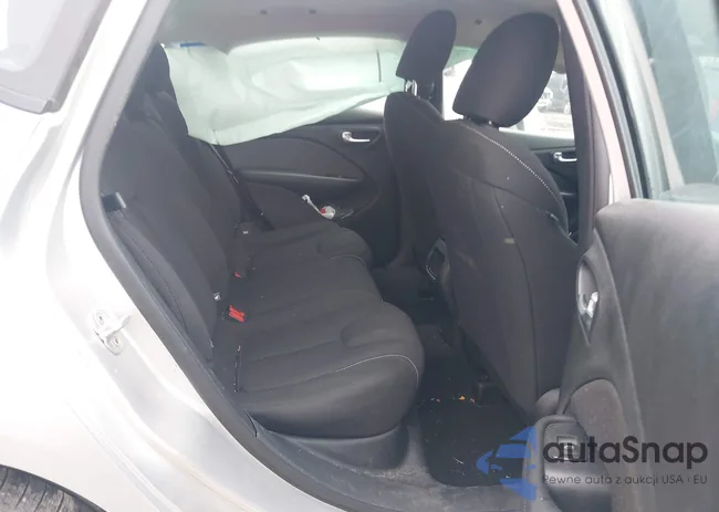 1C3CDFBAXDD184764: 42376409