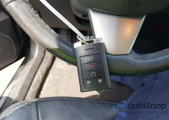 1G6DS5ED5B0100556: 42376645