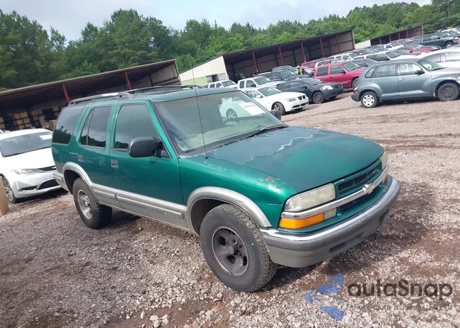 1GNCS13W6X2146812: 42375744