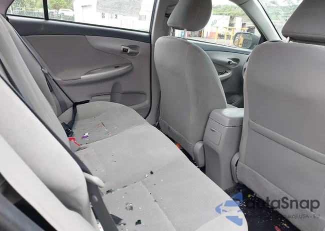 2T1BU4EE6CC900680: 42375808