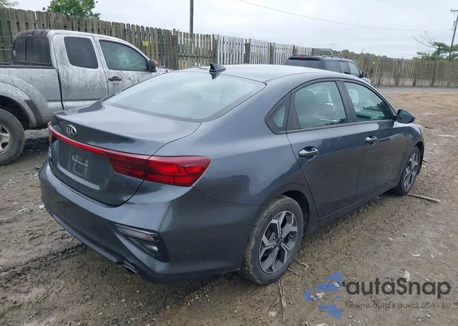 3KPF24AD3LE194807: 42375846